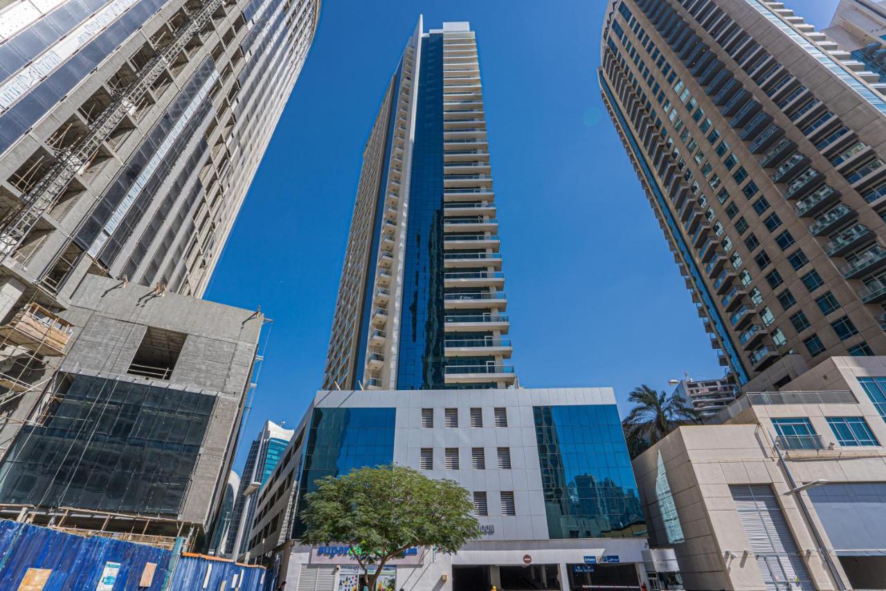 Higuests - Spacious Studio With City Views Near Dubai Mall Bagian luar foto