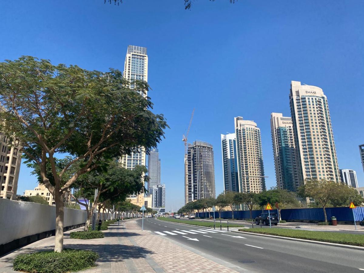 Higuests - Spacious Studio With City Views Near Dubai Mall Bagian luar foto