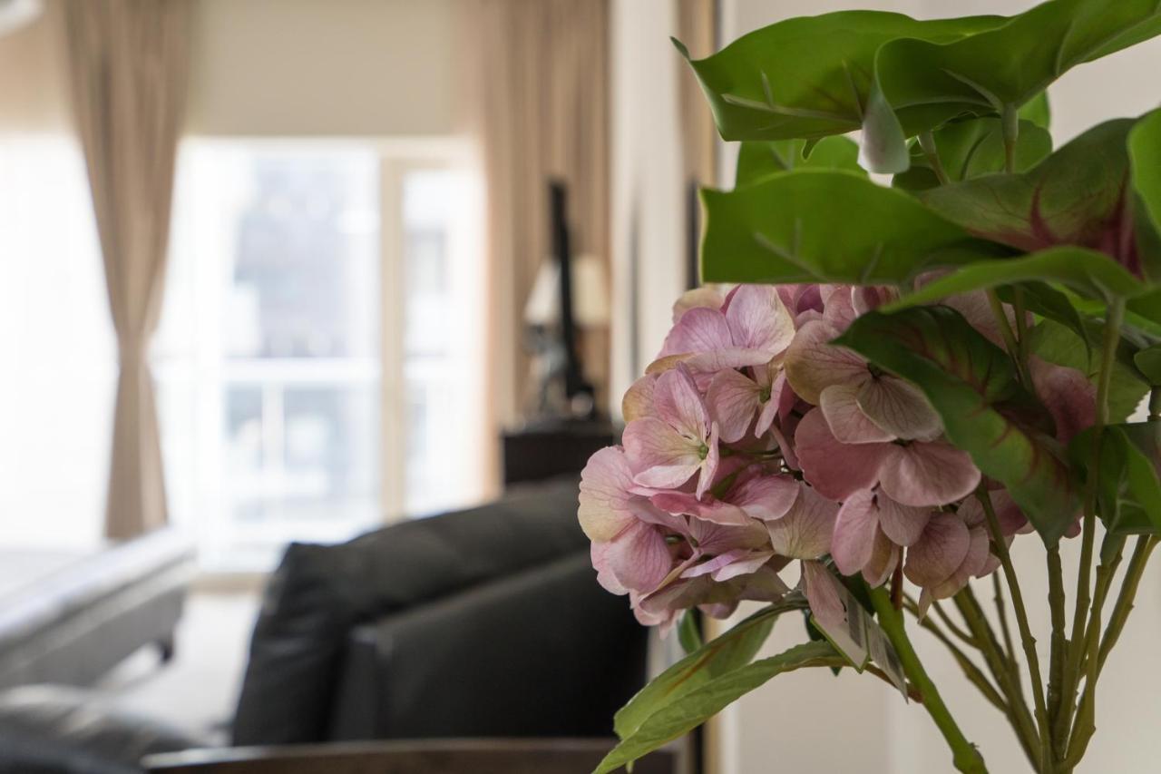 Higuests - Spacious Studio With City Views Near Dubai Mall Bagian luar foto