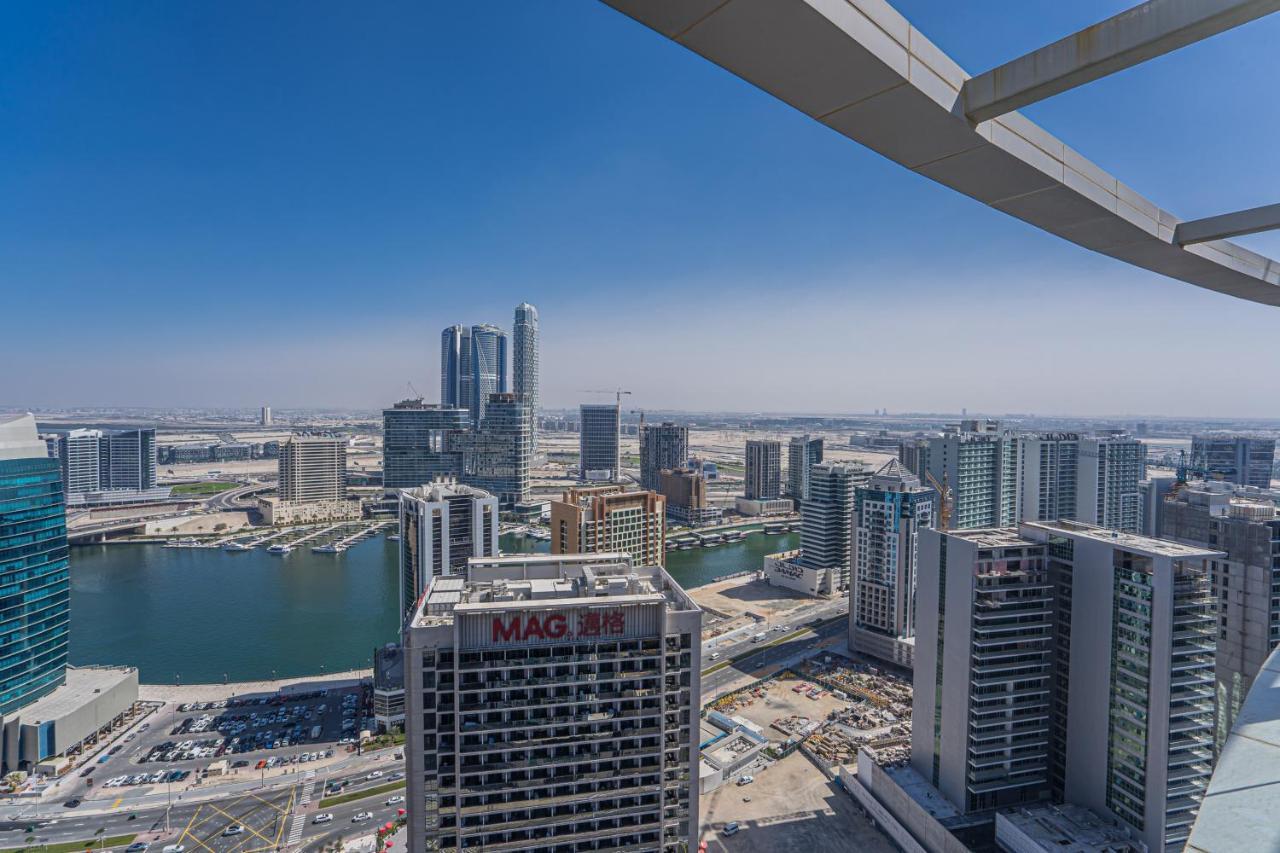 Higuests - Spacious Studio With City Views Near Dubai Mall Bagian luar foto