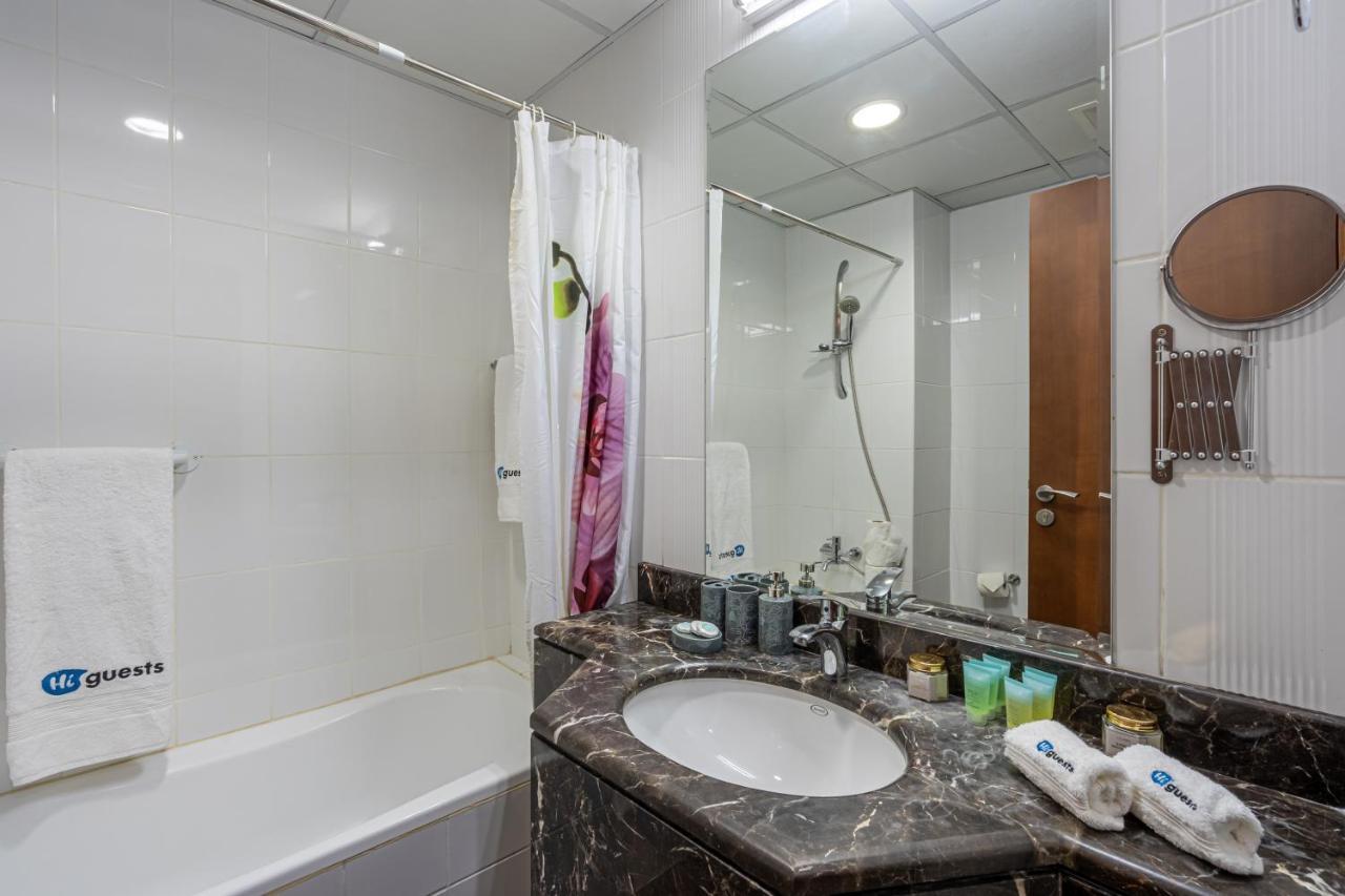 Higuests - Spacious Studio With City Views Near Dubai Mall Bagian luar foto